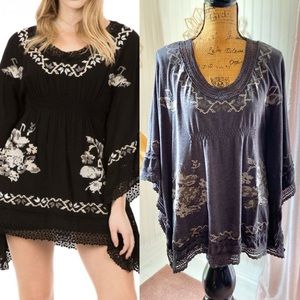 Monoreno Boho Embroidered Crochet Floral Tunic Poncho Top Sz S